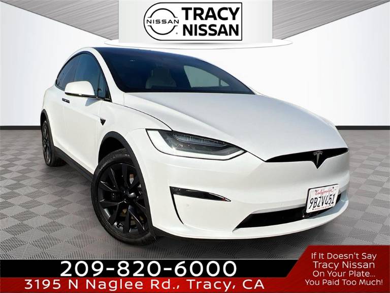 2022 Tesla Model X Standard's photo