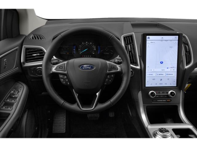 2022 Ford Edge SEL photo 7