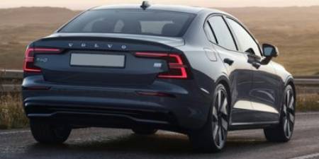 2023 Volvo S60 Recharge Plug-In Hybrid T8 Plus Black Edition