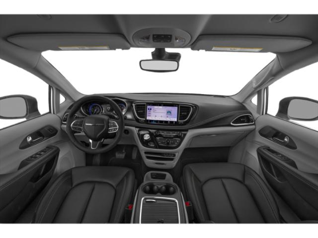 2023 Chrysler Pacifica Touring L photo 18