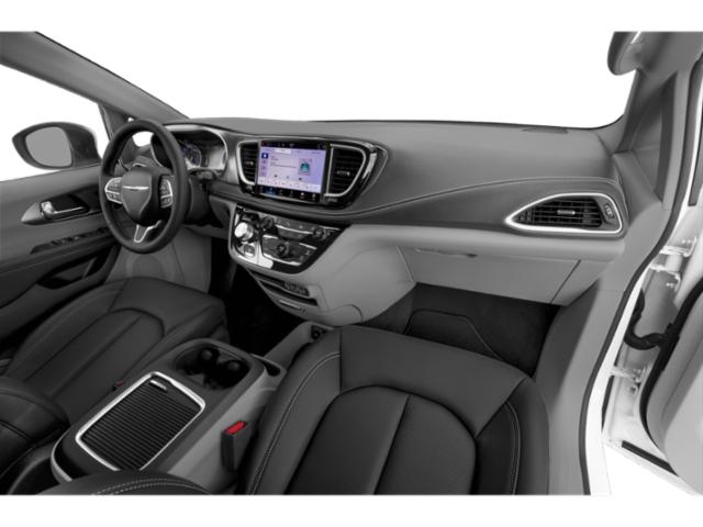 2023 Chrysler Pacifica Touring L photo 24