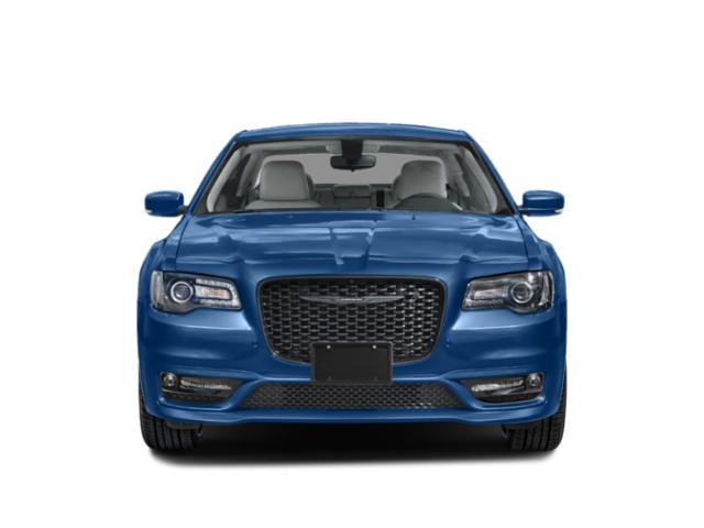 2023 Chrysler 300 photo 4