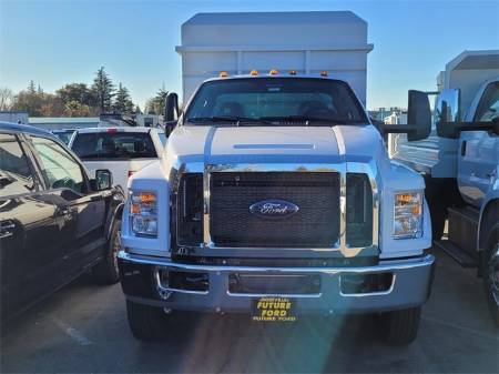 2023 Ford F-650SD Base