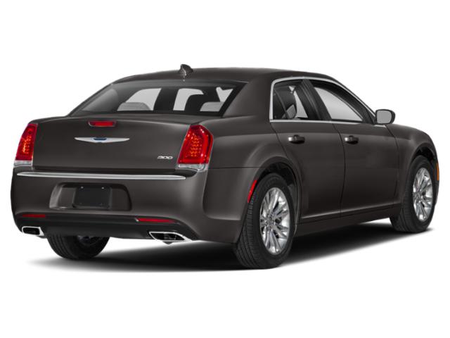 2023 Chrysler 300 photo 2
