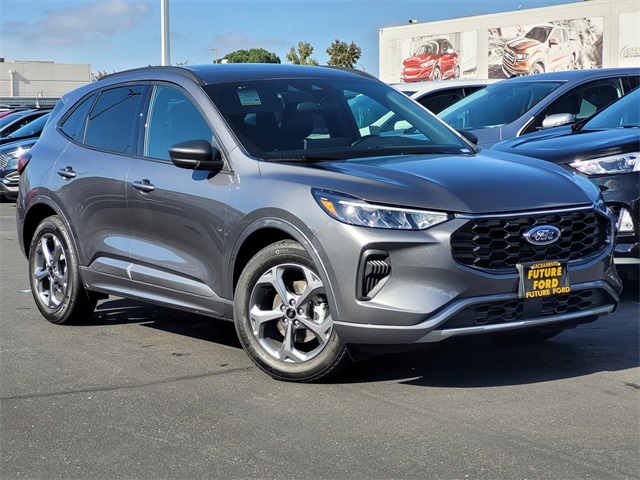 New 2023 Ford Escape ST-Line