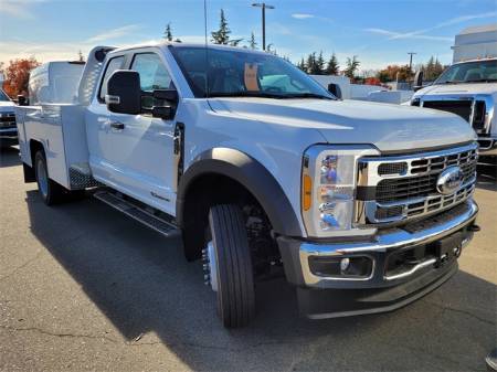 2023 Ford F-450SD XL