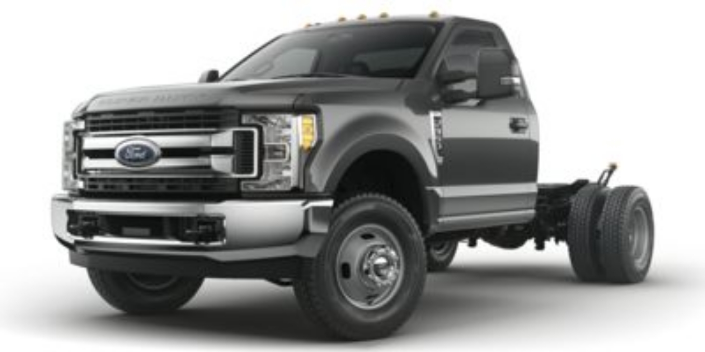 2017 Ford F-350 Super Duty Chassis Cab XL's photo