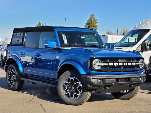 New 2023 Ford Bronco Outer Banks