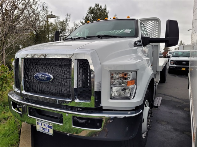 2023 Ford F-650SD Base