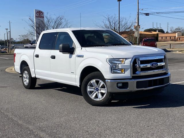 2015 Ford F-150 XLT photo 21