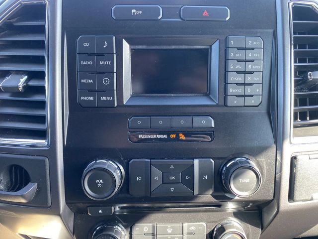 2015 Ford F-150 XLT photo 23