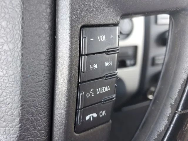 2013 Ford F-150 XL photo 19