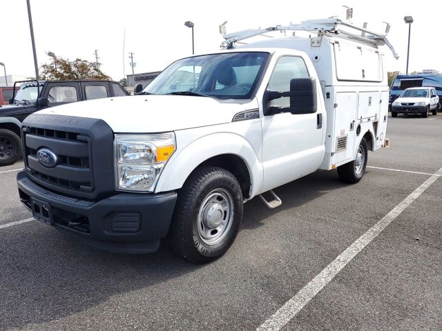 2013 Ford F-350 XL photo 21