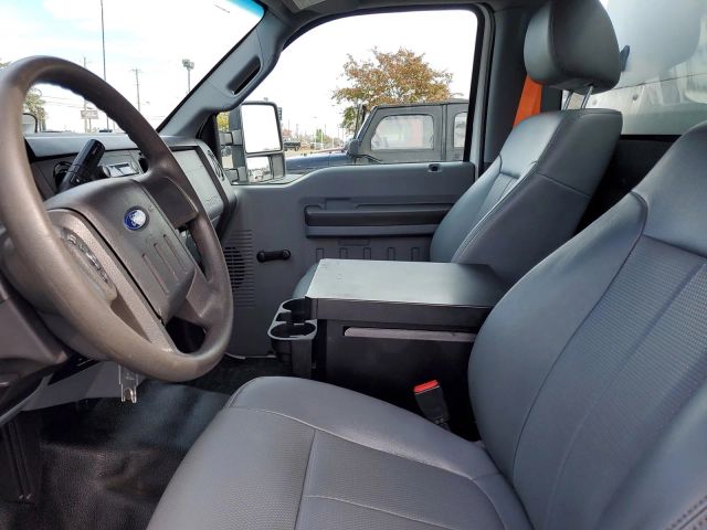 2013 Ford F-350 XL photo 11