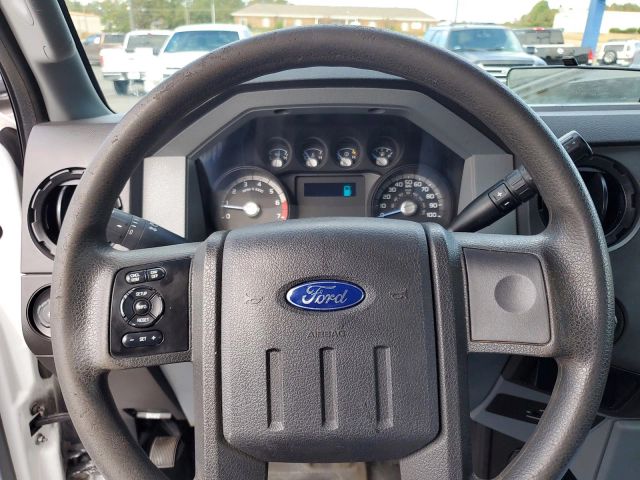 2013 Ford F-350 XL photo 14