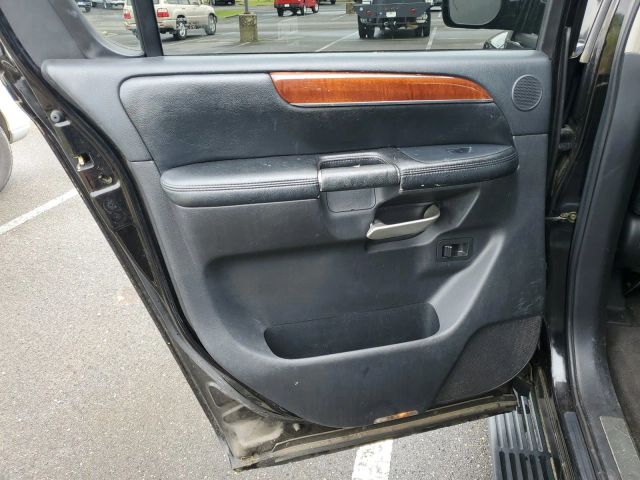2009 Infiniti QX56 photo 9