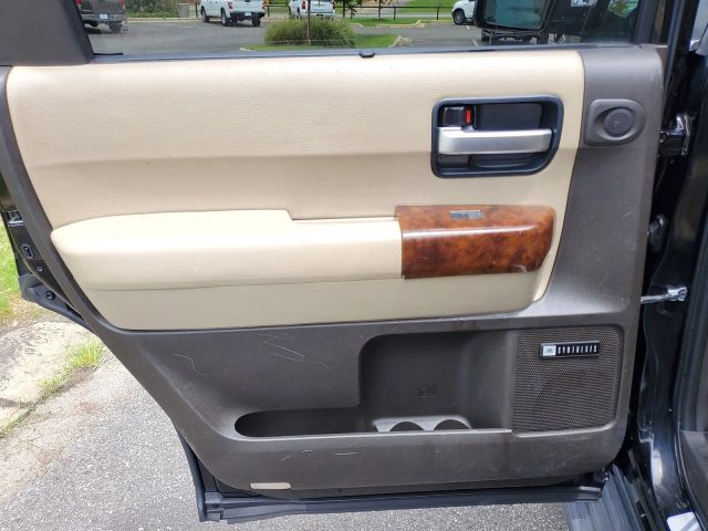 2008 Toyota Sequoia Platinum photo 15