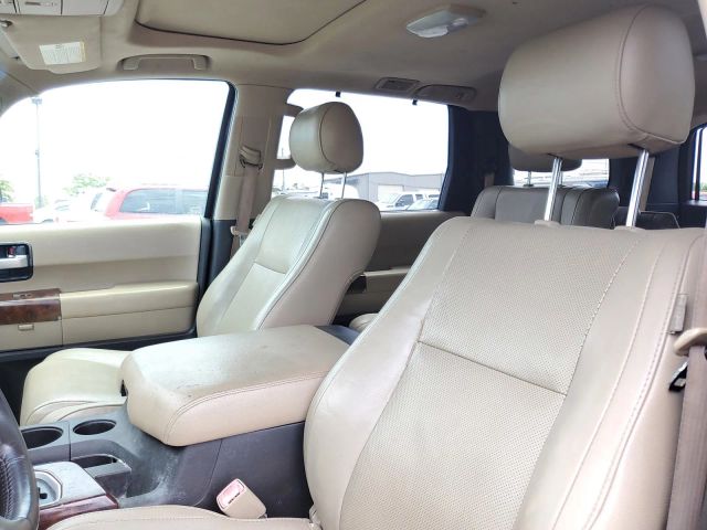 2008 Toyota Sequoia Platinum photo 16
