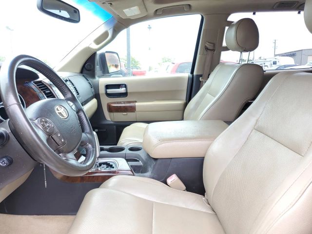 2008 Toyota Sequoia Platinum photo 17