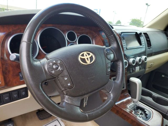 2008 Toyota Sequoia Platinum photo 18