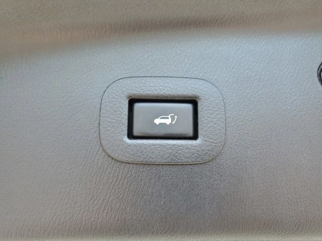 2014 Infiniti QX80 photo 5