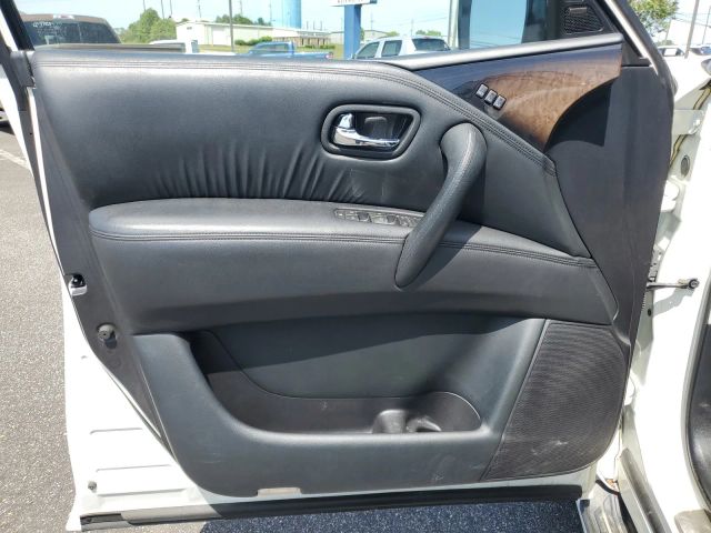 2014 Infiniti QX80 photo 15