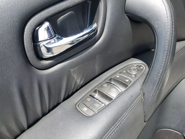 2014 Infiniti QX80 photo 16