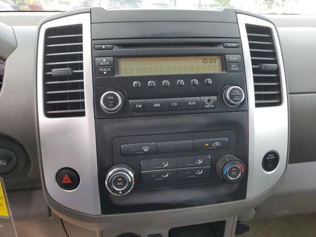 2016 Nissan Frontier S photo 23