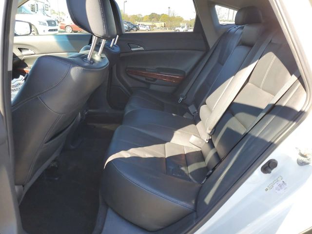 2011 Honda Crosstour EX-L photo 7