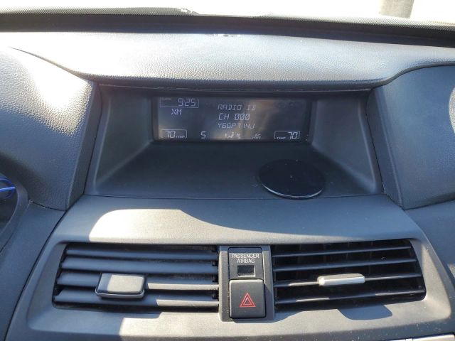 2011 Honda Crosstour EX-L photo 23