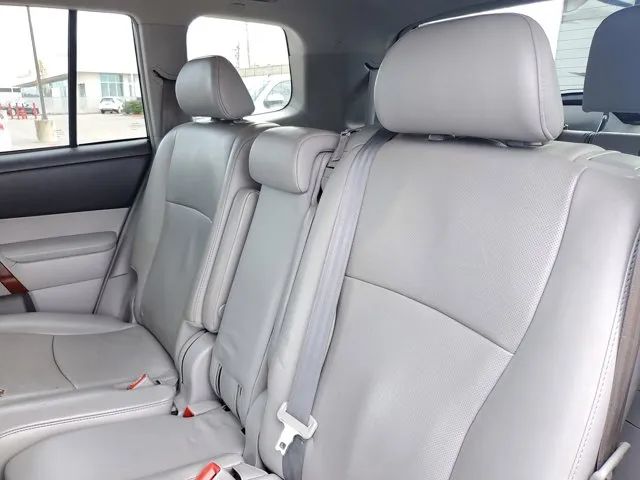 2013 Toyota Highlander Limited photo 11