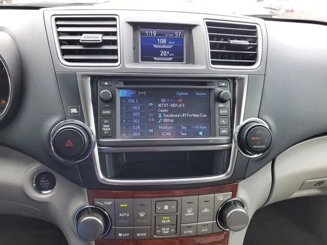 2013 Toyota Highlander Limited photo 22