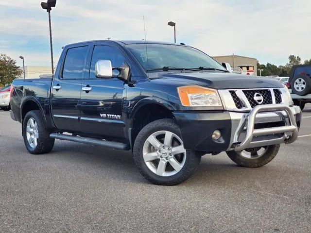 2012 Nissan Titan SL photo 28