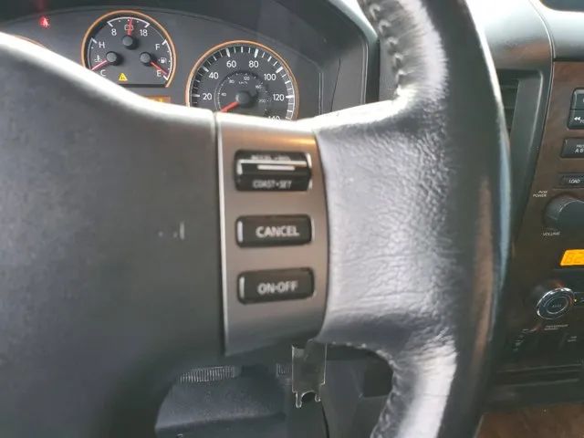 2012 Nissan Titan SL photo 19