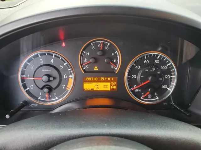 2012 Nissan Titan SL photo 23