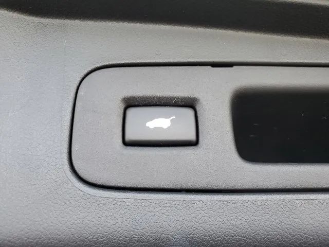 2016 Honda CR-V Touring photo 8