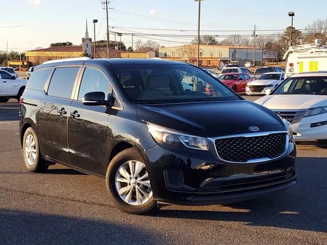 2016 Kia Sedona LX photo 27