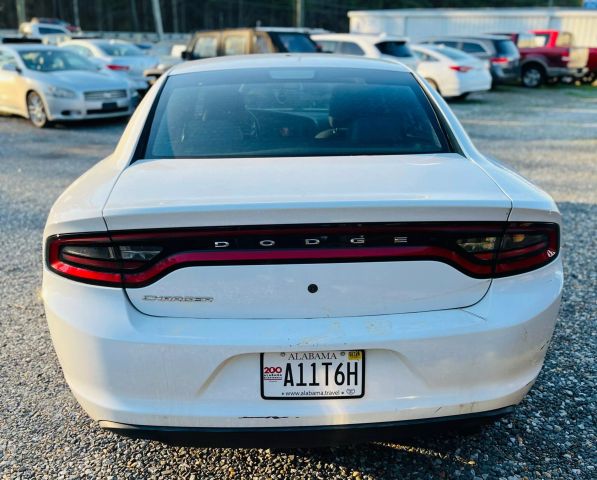 2015 Dodge Charger photo 2