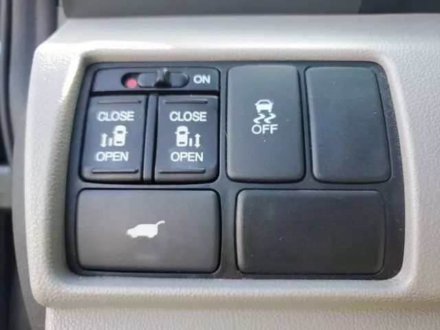 2012 Honda Odyssey EX-L photo 18