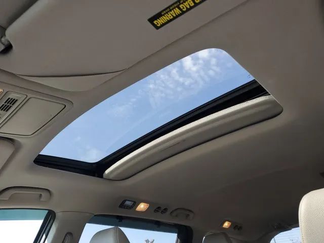 2012 Honda Odyssey EX-L photo 31