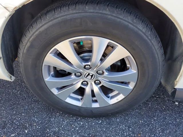 2016 Honda Odyssey EX-L photo 6