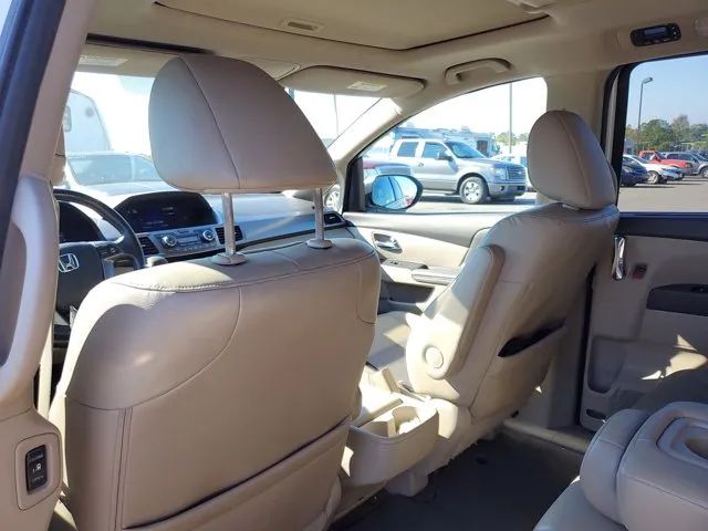 2016 Honda Odyssey EX-L photo 15