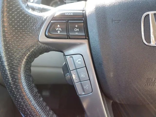 2016 Honda Odyssey EX-L photo 21