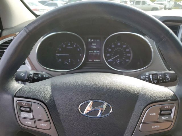 2017 Hyundai Santa Fe SE Ultimate photo 23
