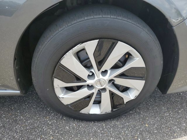 2020 Nissan Altima 2.5 S photo 2
