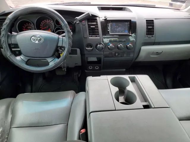 2012 Toyota Tundra SR5 photo 11