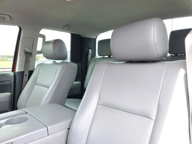 2012 Toyota Tundra SR5 photo 17