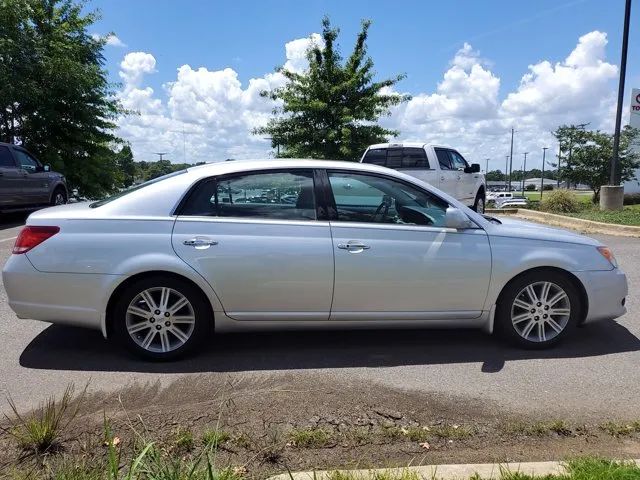 2009 Toyota Avalon Limited photo 5