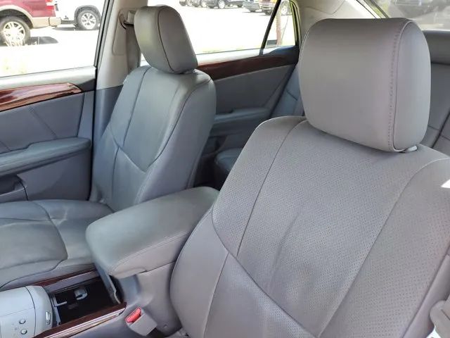 2009 Toyota Avalon Limited photo 14