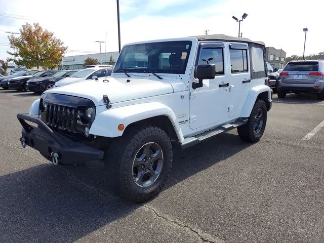 2014 Jeep Wrangler Unlimited Sahara photo 23